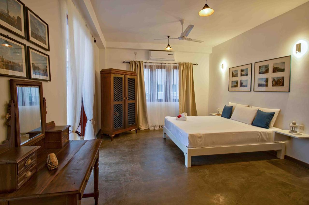 Brixia Cafe&Guest Bed and Breakfast Galle Eksteriør billede