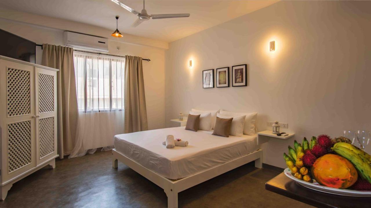Brixia Cafe&Guest Bed and Breakfast Galle Eksteriør billede