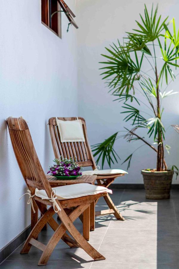 Brixia Cafe&Guest Bed and Breakfast Galle Eksteriør billede